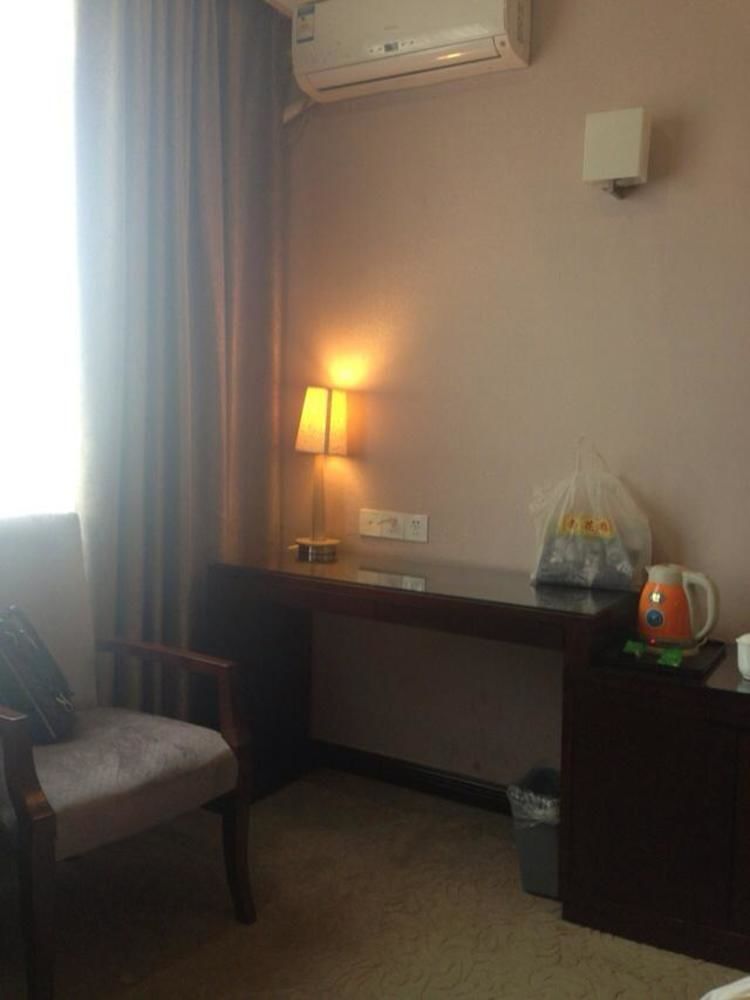 Chengdu Ronghome Hotel Dış mekan fotoğraf