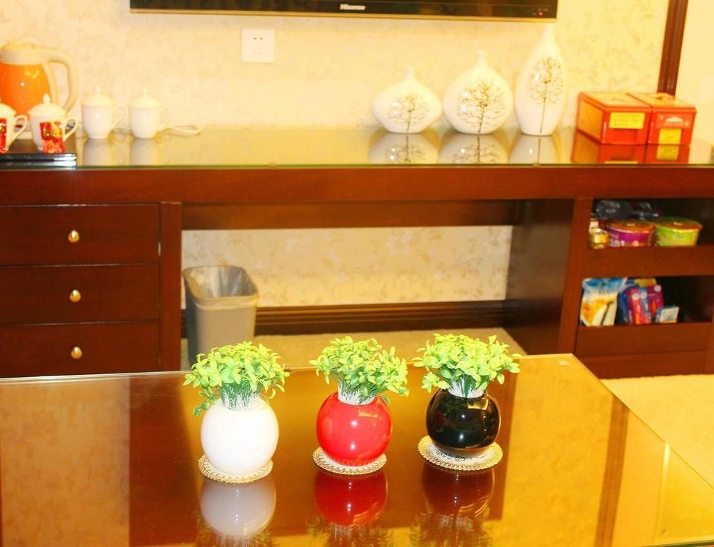 Chengdu Ronghome Hotel Dış mekan fotoğraf