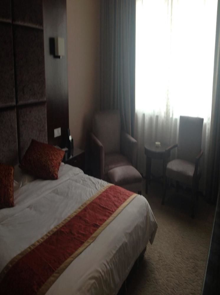 Chengdu Ronghome Hotel Dış mekan fotoğraf